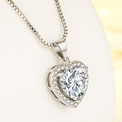 New White Diamond Imitation Moissanite Heart Pendant Necklace Fashion Collarbone Necklace For Girlfriend Jewellery Gift Bijou'KAEL