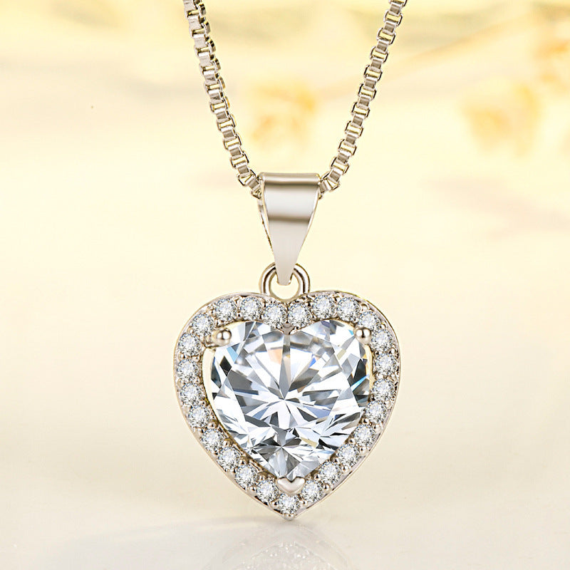 New White Diamond Imitation Moissanite Heart Pendant Necklace Fashion Collarbone Necklace For Girlfriend Jewellery Gift Bijou'KAEL